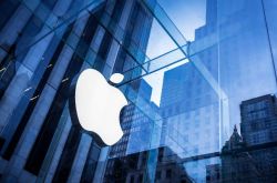 苹果 iOS 26 全新设计揭秘：透明玻璃风、Safari 浏览器大变样